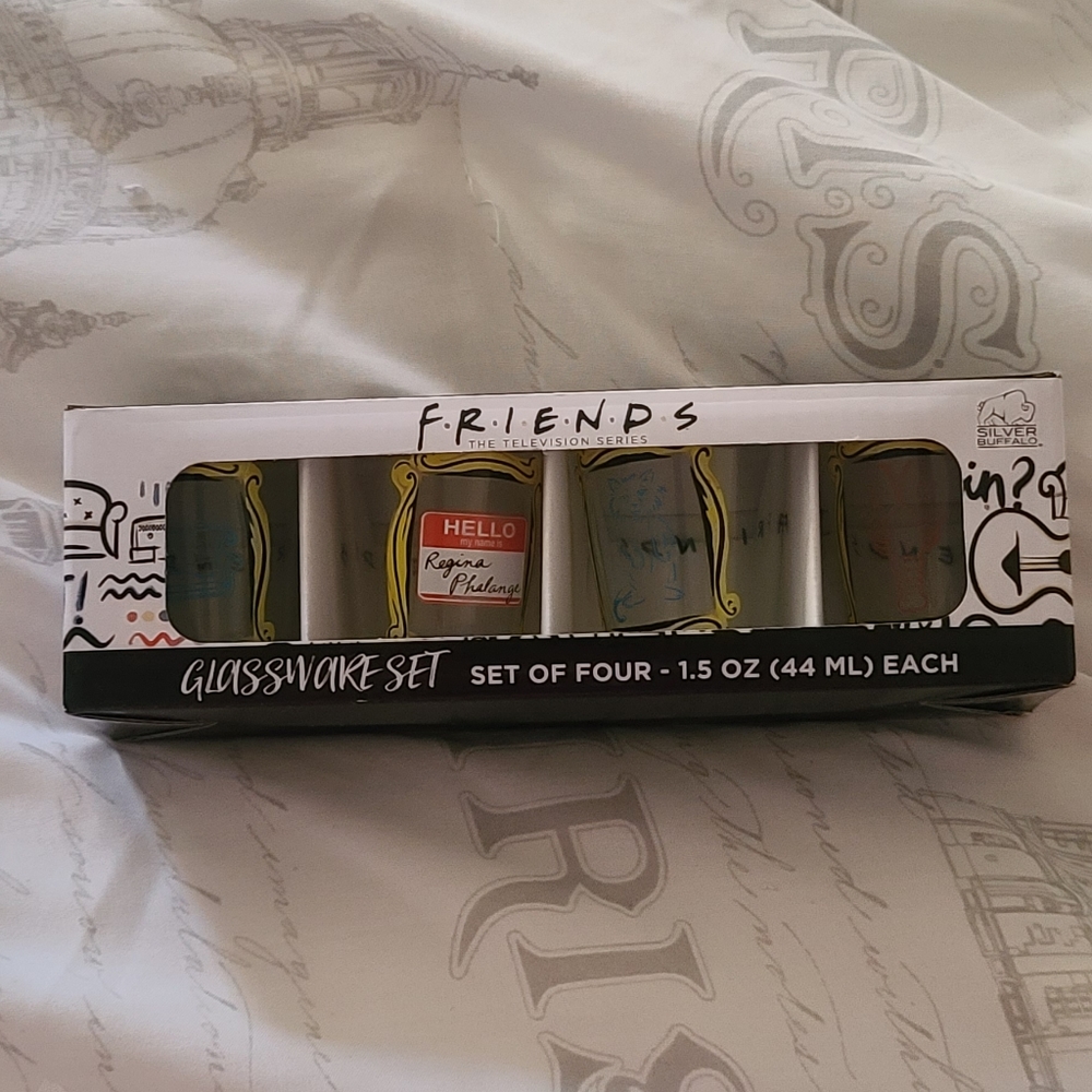 FRIENDS TV SHOW SET